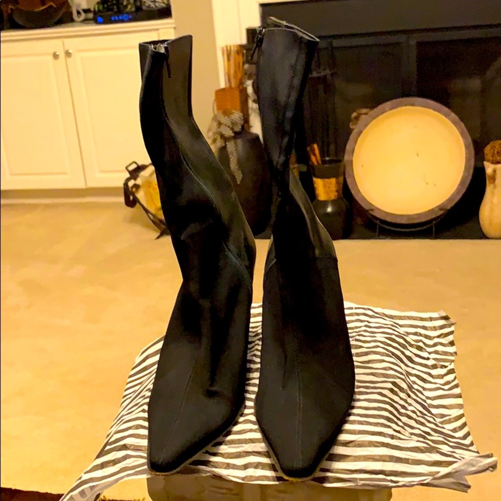 Kenneth Cole Slightly worn Skinny Heel 9 1/2 Boots